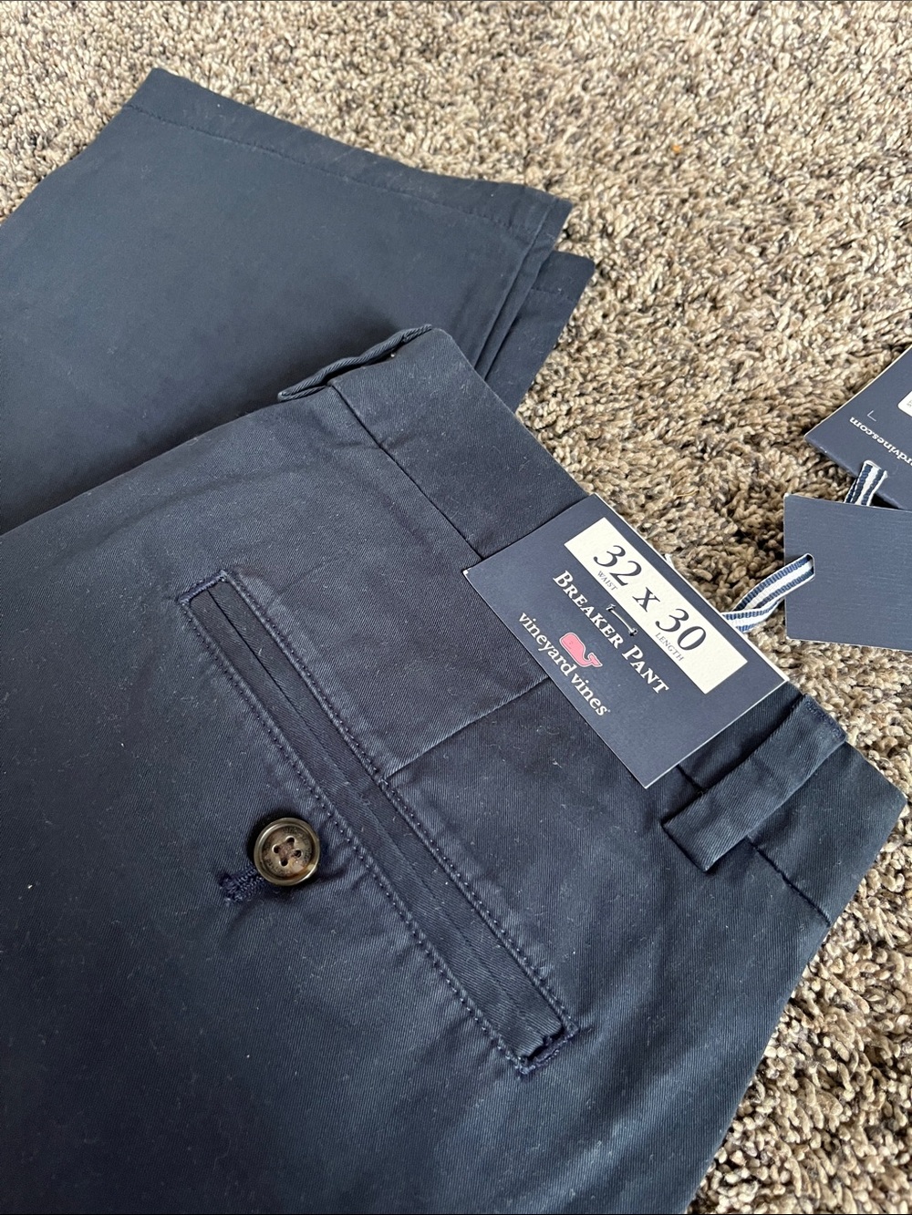 Vineyard Vines Men's Navy Chino - Breaker Pants. Men 32x30